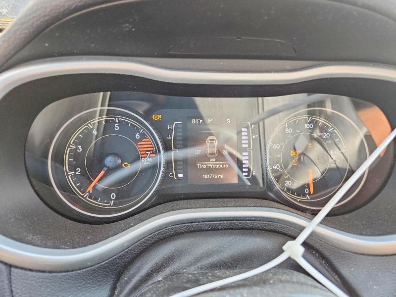 2018 JEEP CHEROKEE LATITUDE PLUS 9