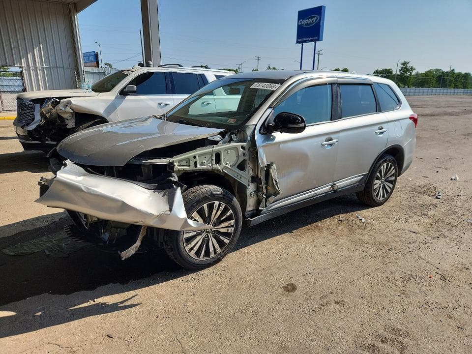 2019 MITSUBISHI OUTLANDER SE - 1