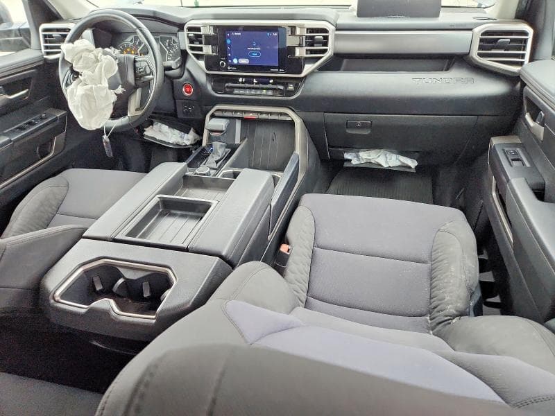 2022 TOYOTA TUNDRA SR5 8