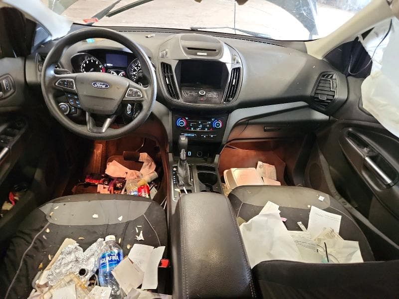 2017 FORD ESCAPE SE 8