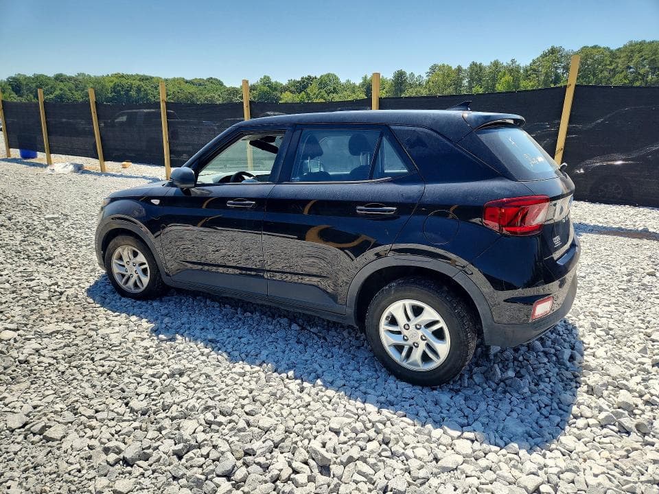 2022 HYUNDAI VENUE SE 2