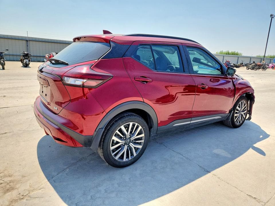 2023 NISSAN KICKS SR 3