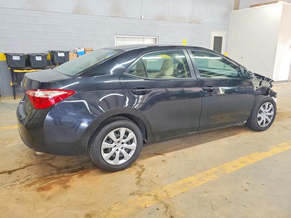 2018 TOYOTA COROLLA LE 3