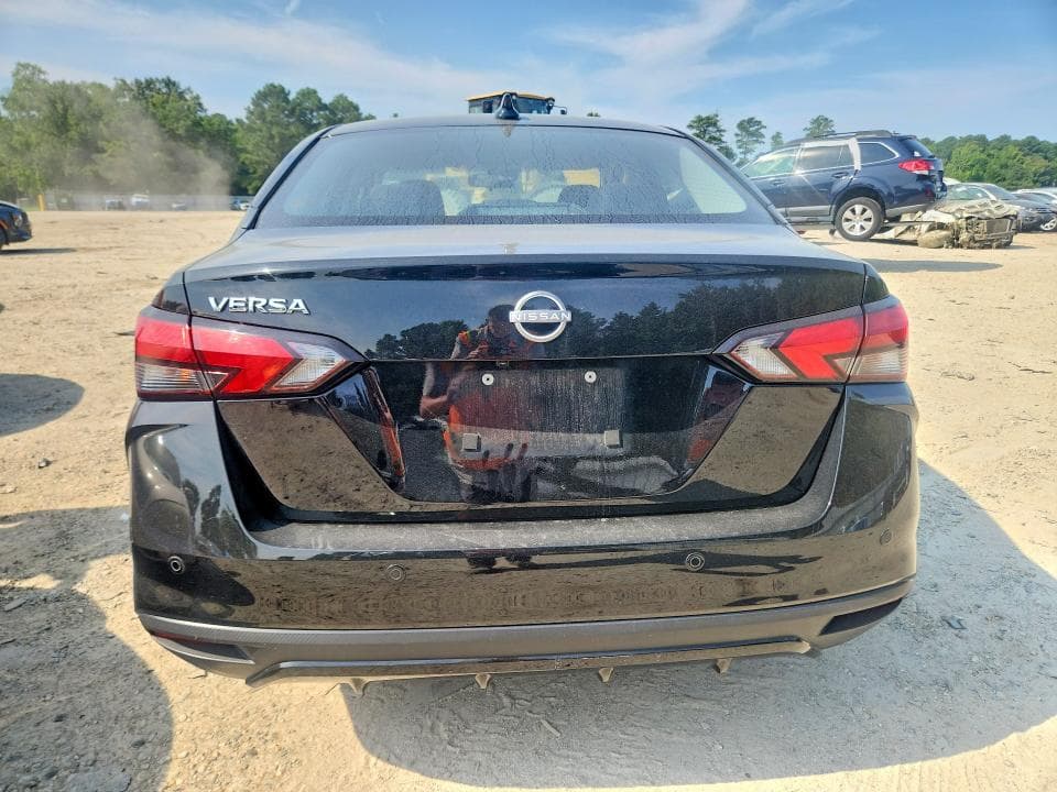 2025 NISSAN VERSA SV 6