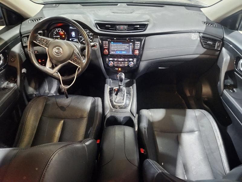 2017 NISSAN ROGUE SL 8