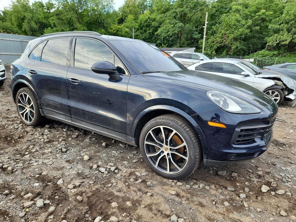 2019 PORSCHE CAYENNE 4
