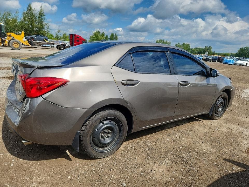 2018 TOYOTA COROLLA L 3