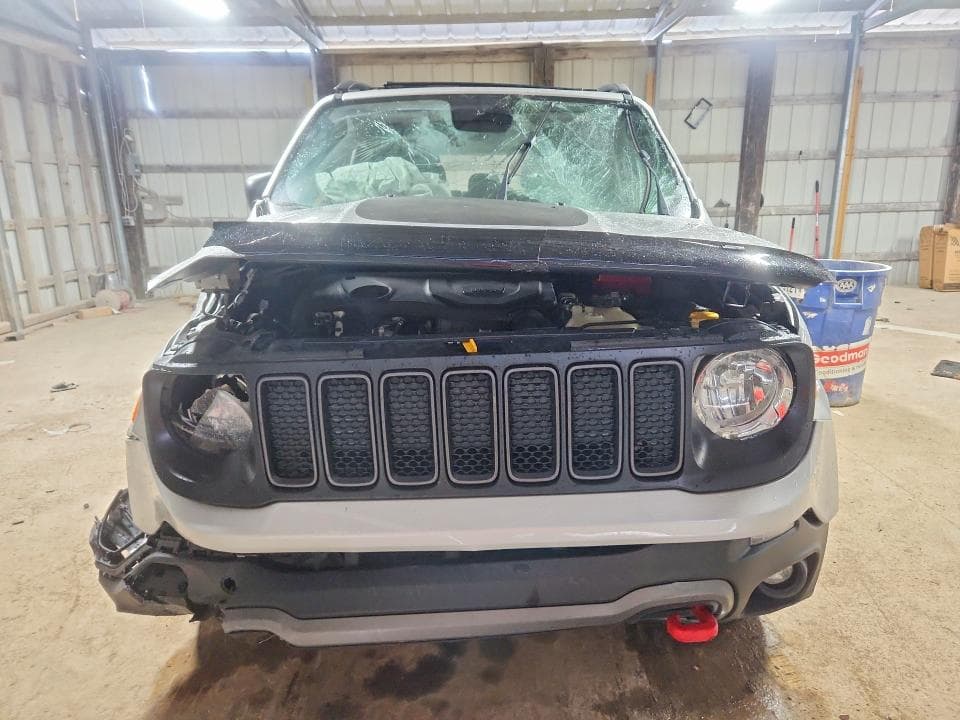 2019 JEEP RENEGADE TRAILHAWK 5