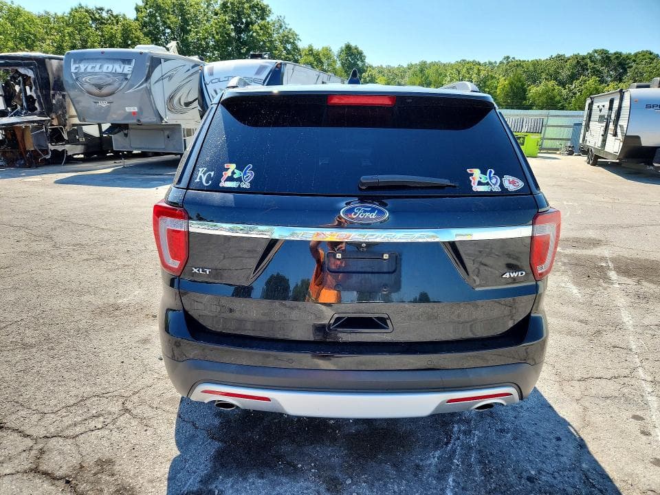2017 FORD EXPLORER XLT 6