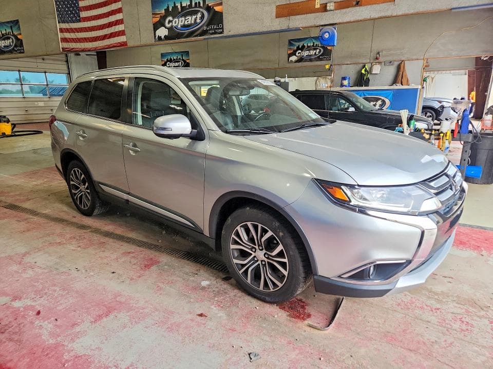 2018 MITSUBISHI OUTLANDER SE 4