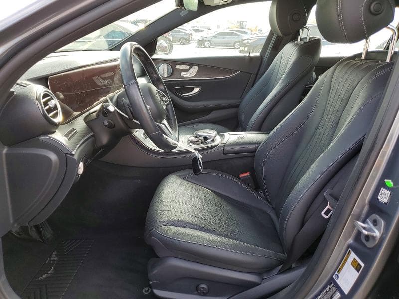 2019 MERCEDES-BENZ E 300 7