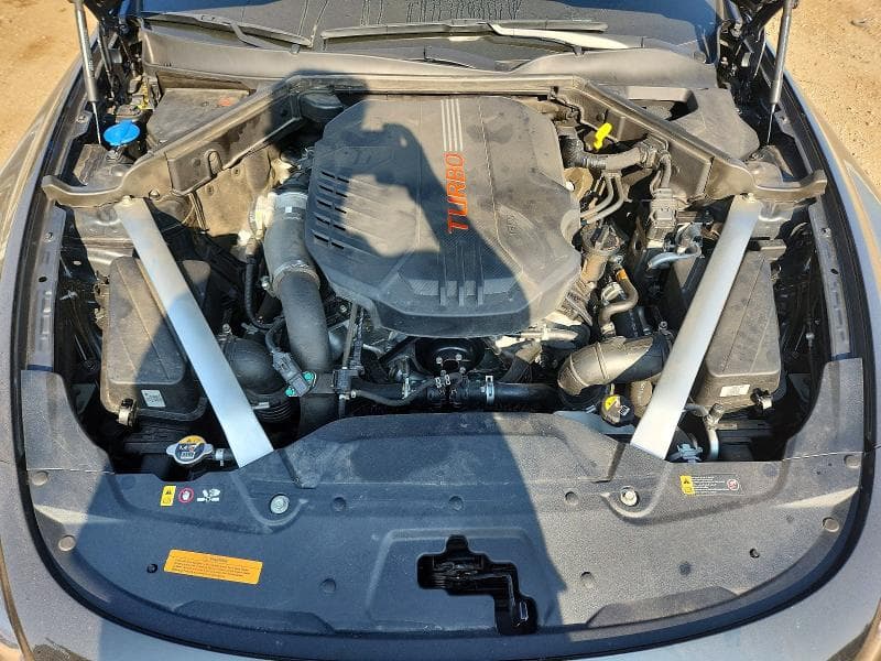 2020 KIA STINGER GT2 11
