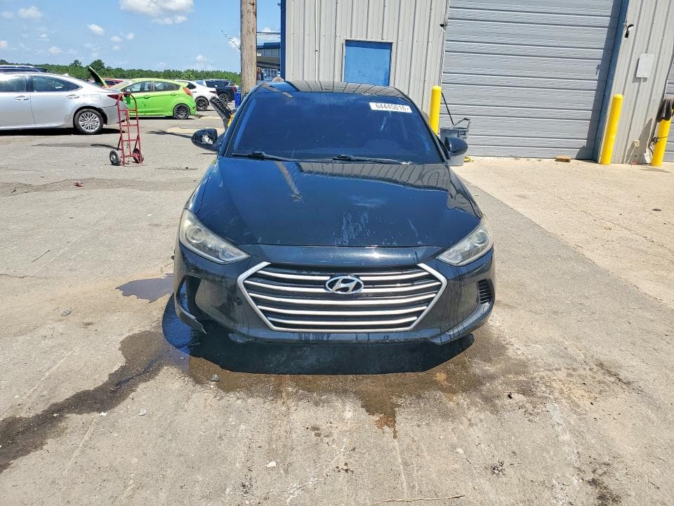 2017 HYUNDAI ELANTRA SE 5