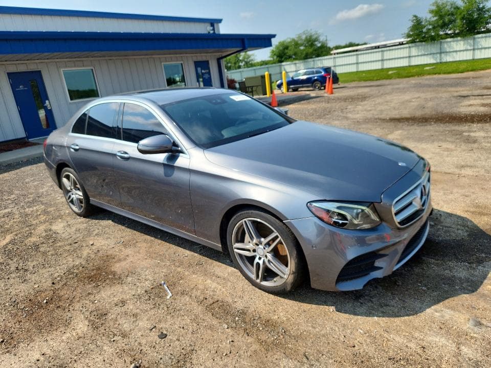 2017 MERCEDES-BENZ E 300 4MATIC 4