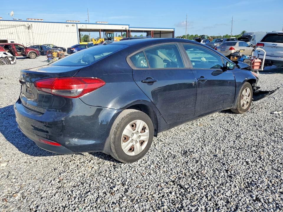 2017 KIA FORTE LX 3