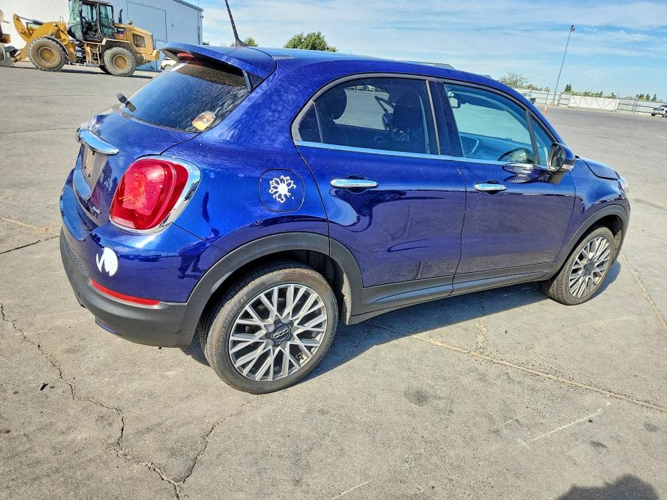 2017 FIAT 500X LOUNGE 3