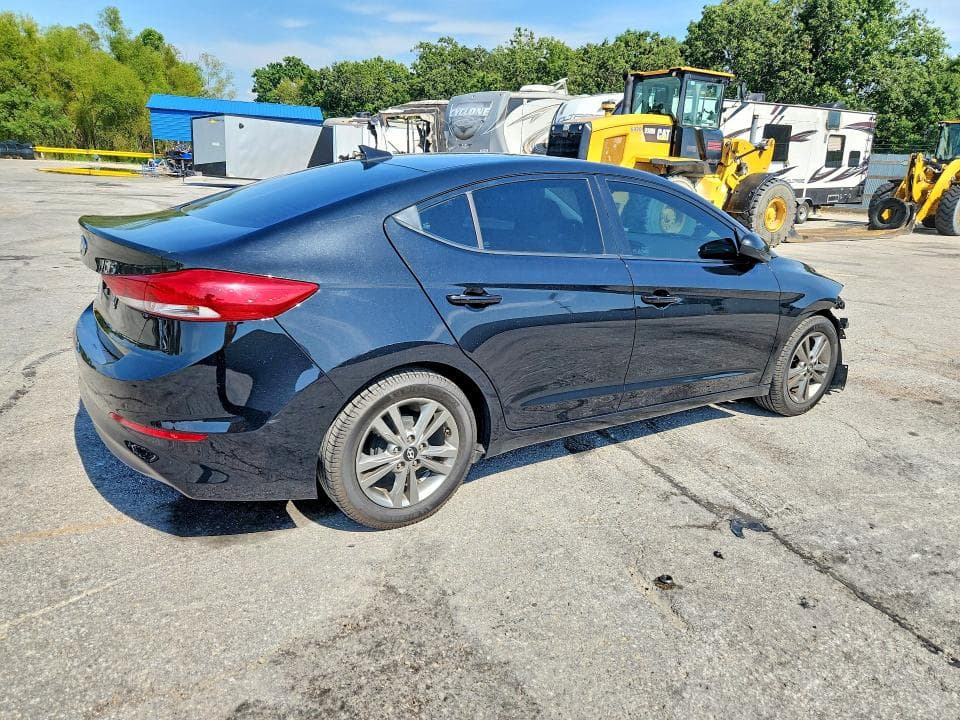 2017 HYUNDAI ELANTRA SE 3