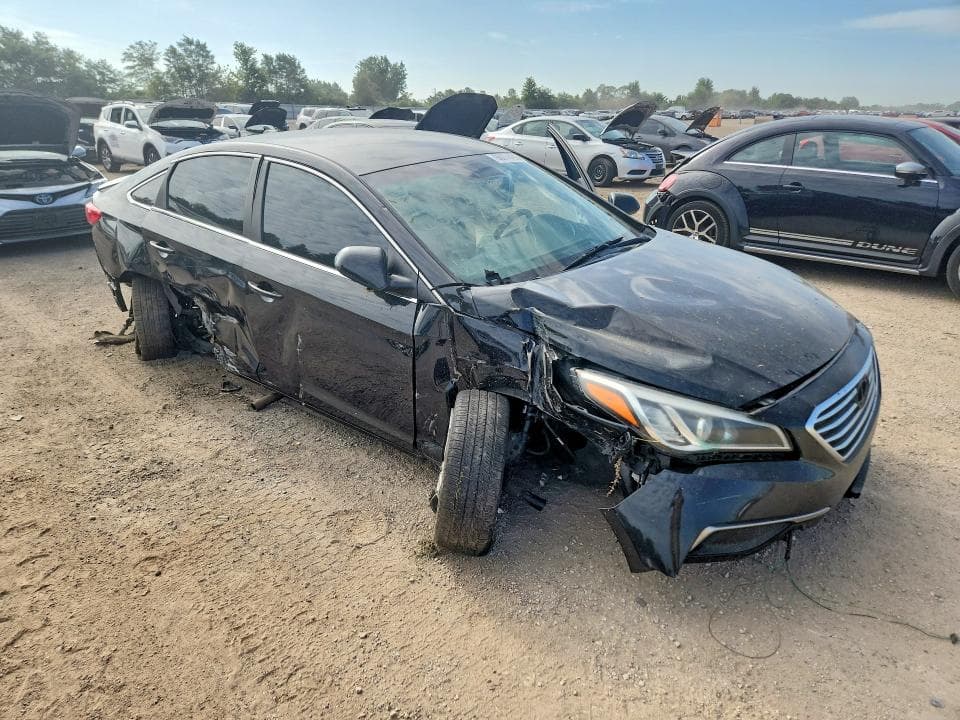 2017 HYUNDAI SONATA SE 4