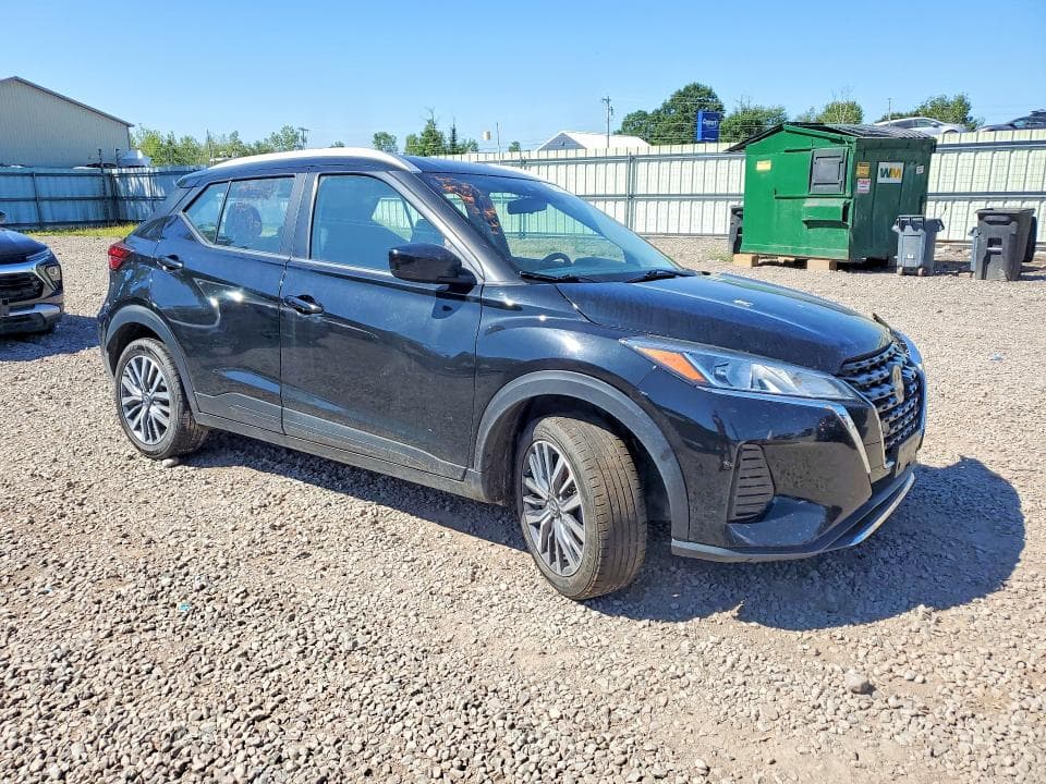 2022 NISSAN KICKS SV 4
