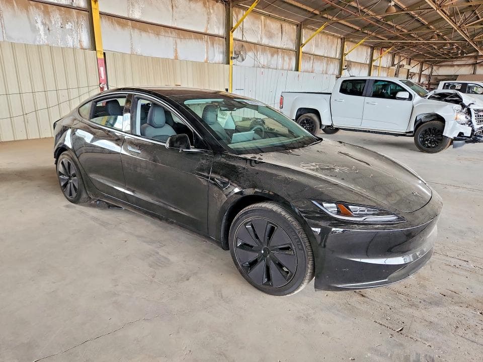 2026 TESLA MODEL 3 4