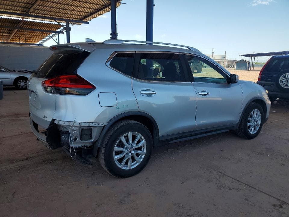 2017 NISSAN ROGUE SV 3