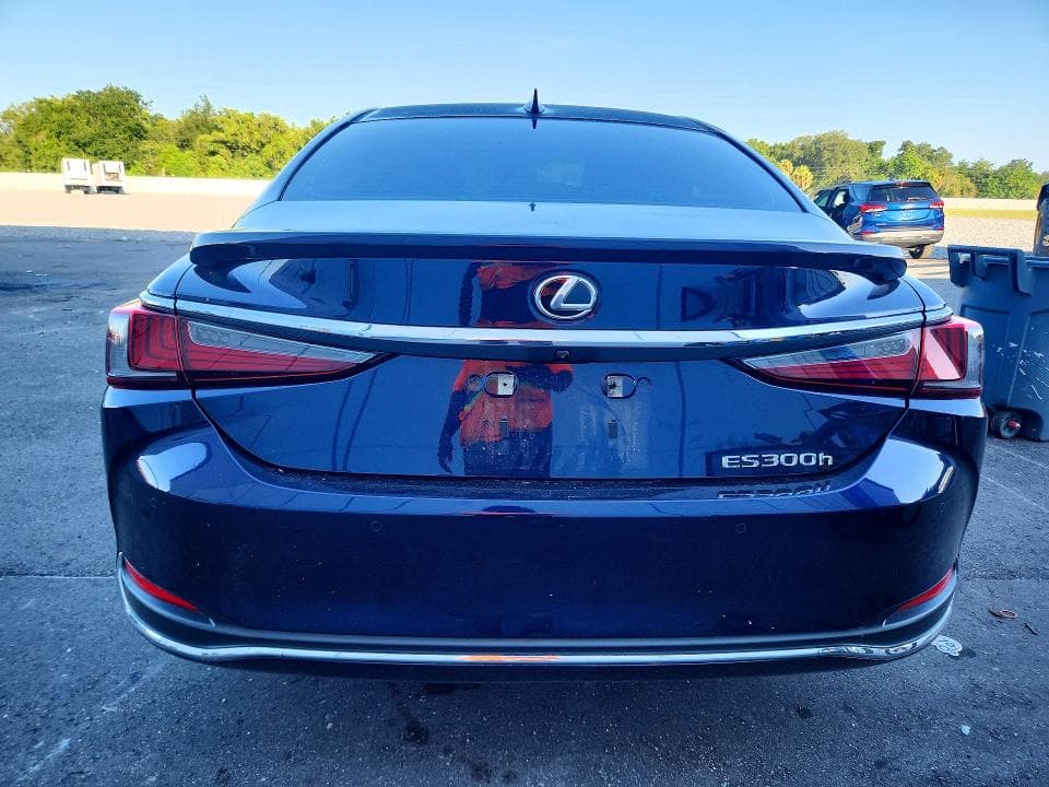 2025 LEXUS ES 300H BASE 6
