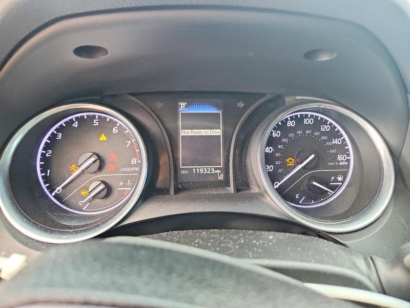 2018 TOYOTA CAMRY LE 9