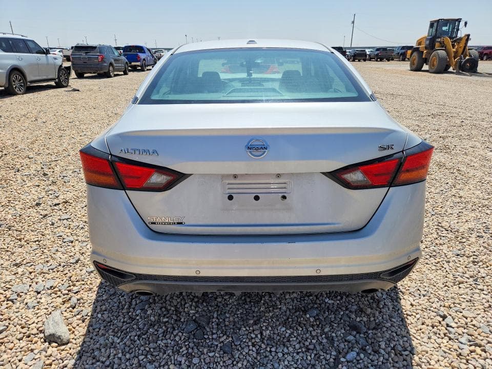 2021 NISSAN ALTIMA SR 6