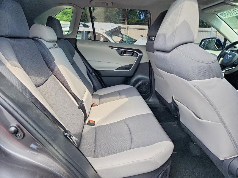 2024 TOYOTA RAV4 HYBRID XLE 11
