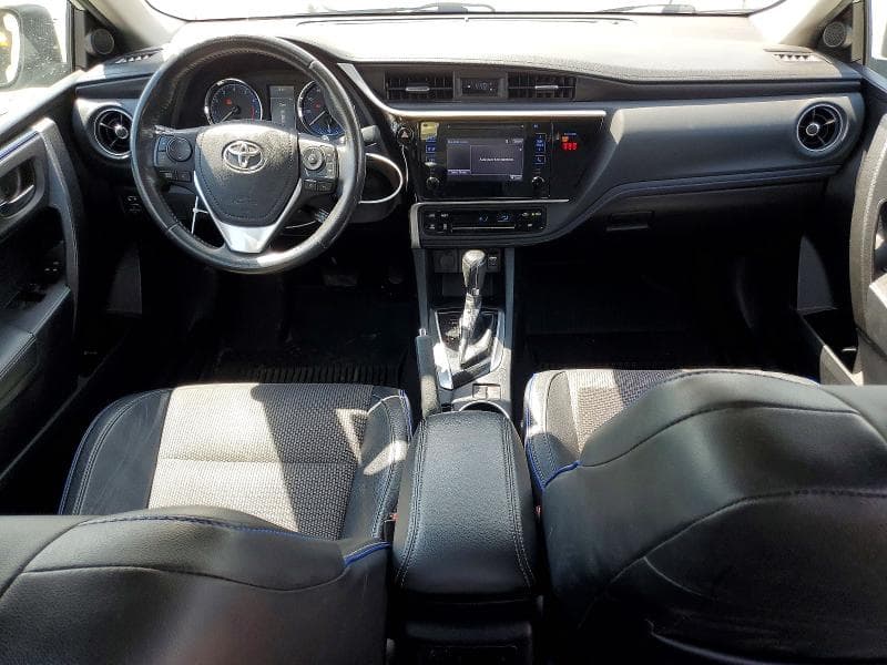 2018 TOYOTA COROLLA SE 8