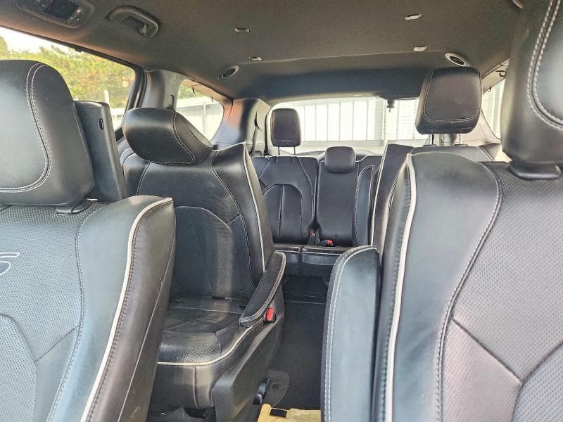 2020 CHRYSLER PACIFICA HYBRID LIMITED 10