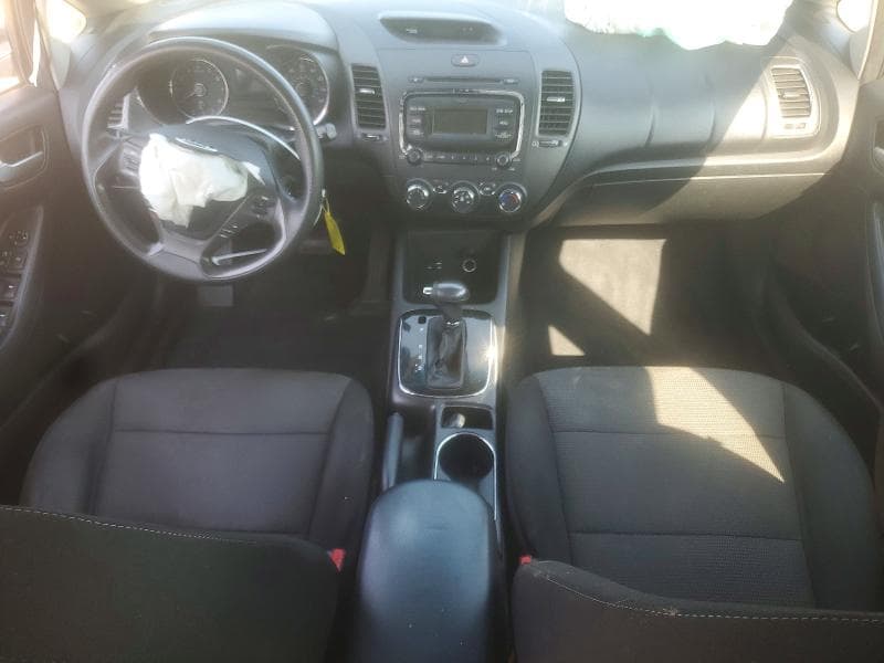 2017 KIA FORTE LX 8