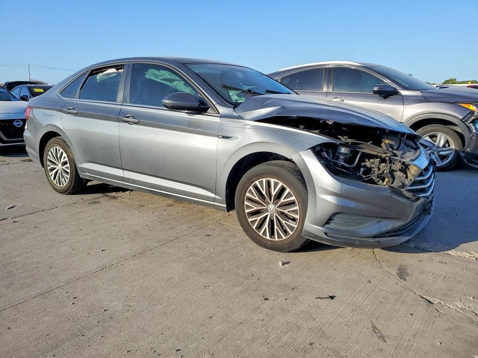 2019 VOLKSWAGEN JETTA SEL 4