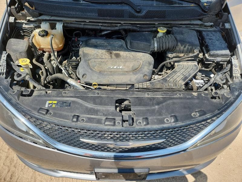 2017 CHRYSLER PACIFICA TOURING L 11