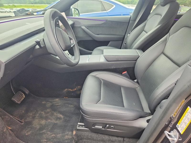 2026 TESLA MODEL Y 7