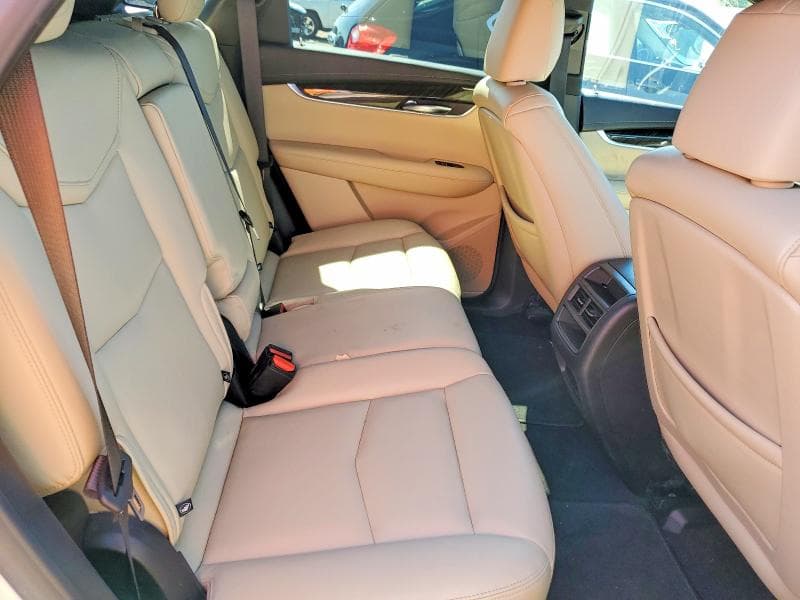 2019 CADILLAC XT5 11