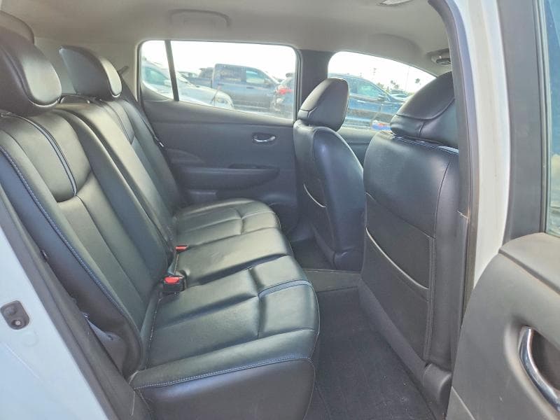 2018 NISSAN LEAF S 10