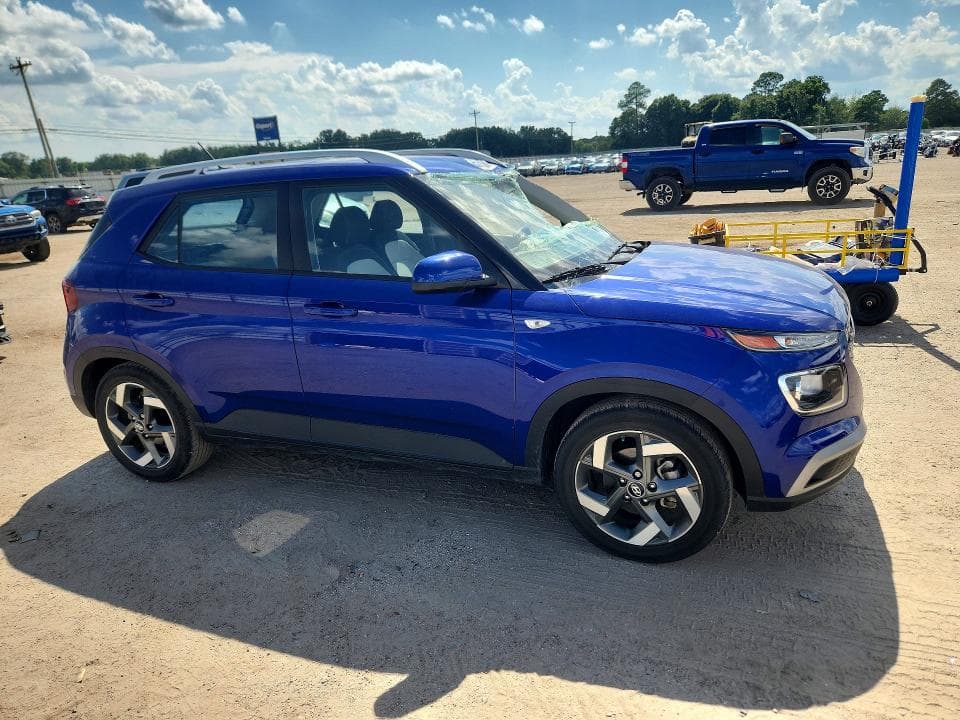 2023 HYUNDAI VENUE SEL 4