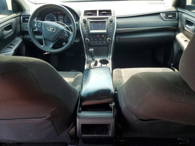 2017 TOYOTA CAMRY LE 8