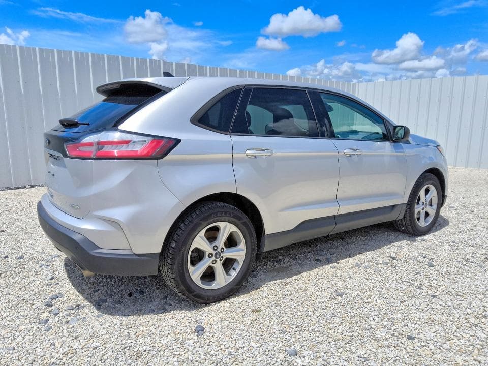 2019 FORD EDGE SE 3