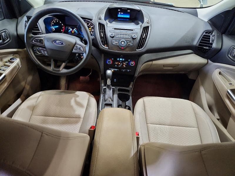 2017 FORD ESCAPE SE 8