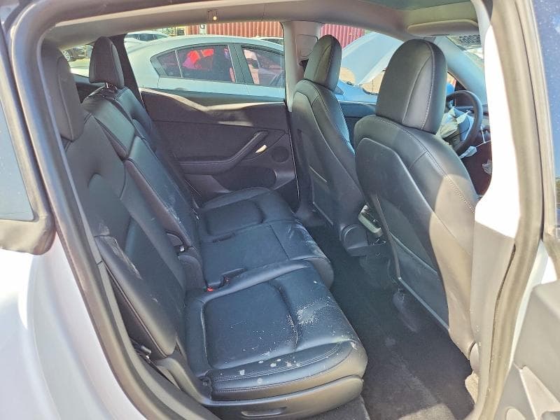2021 TESLA MODEL Y 10