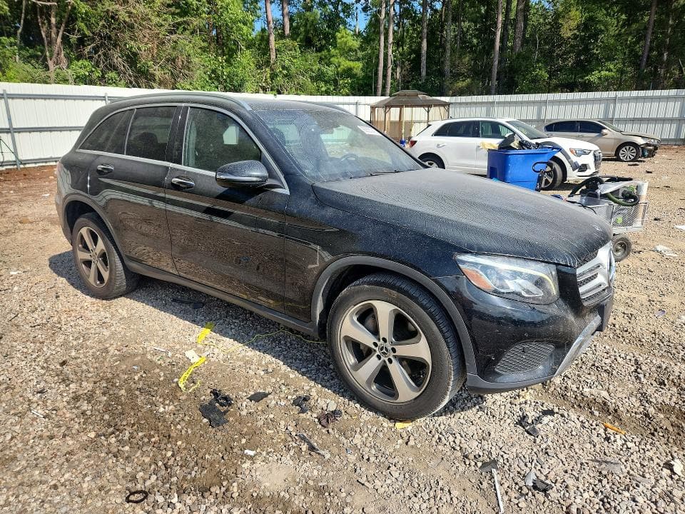 2017 MERCEDES-BENZ GLC 300 4