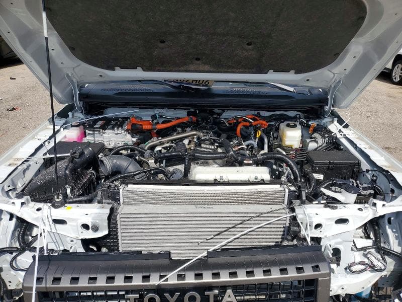 2024 TOYOTA LAND CRUISER BASE 12