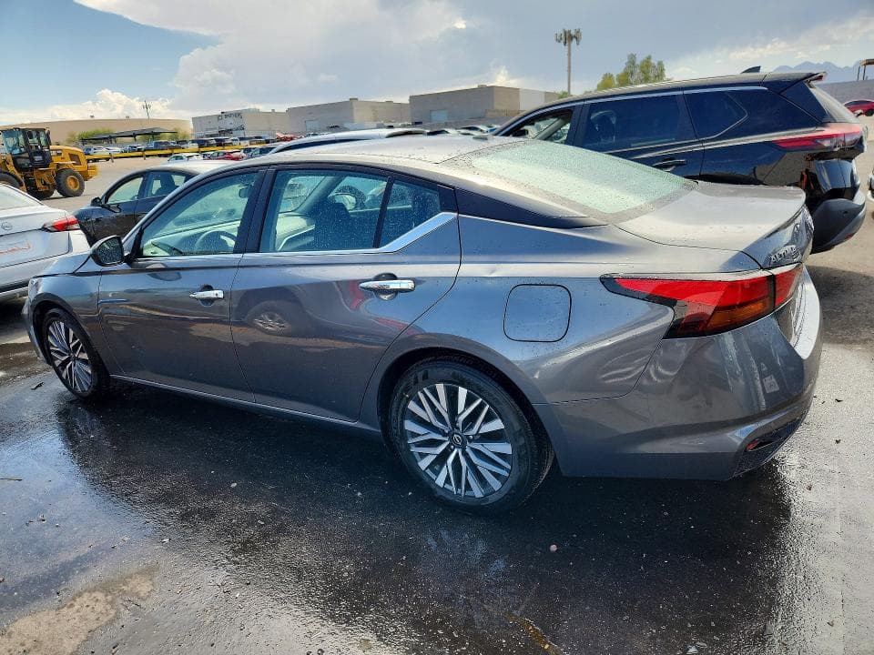 2025 NISSAN ALTIMA SV 2