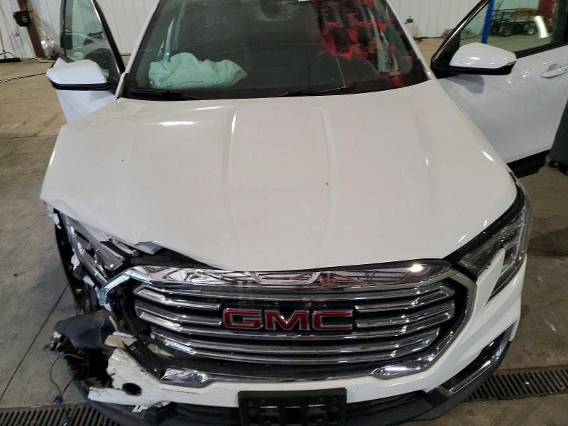 2023 GMC TERRAIN SLT 12
