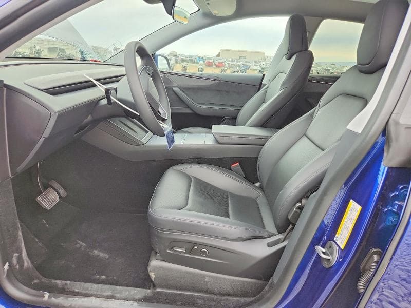 2026 TESLA MODEL Y 7