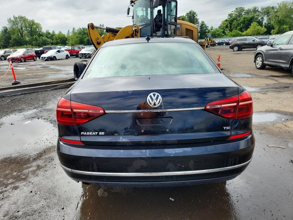 2018 VOLKSWAGEN PASSAT SE 6