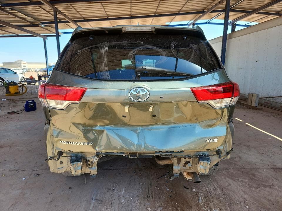 2019 TOYOTA HIGHLANDER XLE 6
