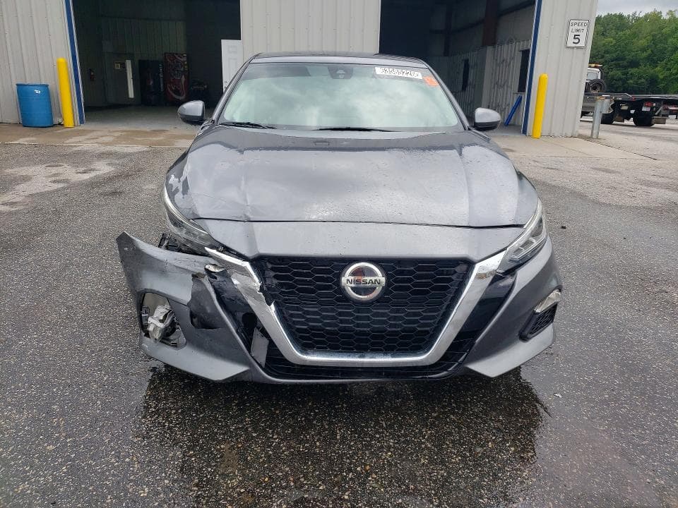 2021 NISSAN ALTIMA SV 5